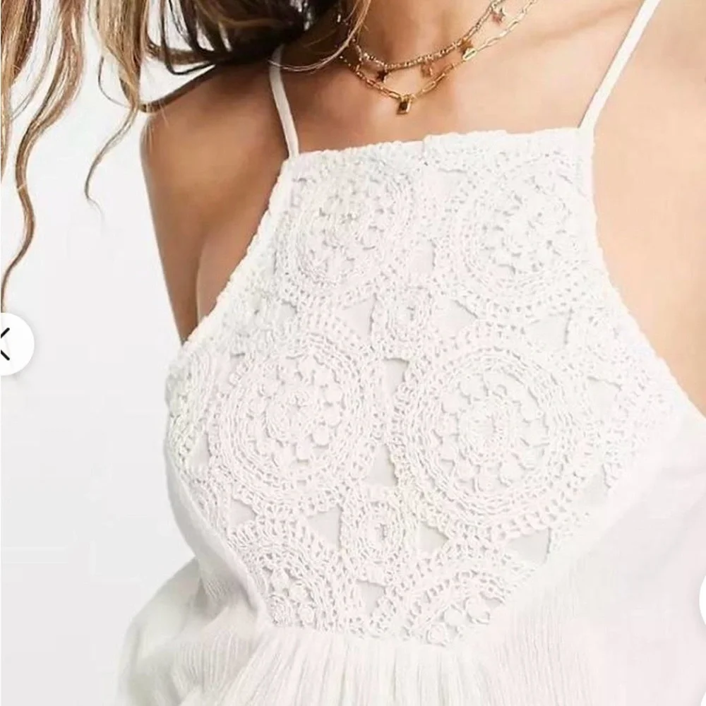 ASOS Design Cream Crop-top